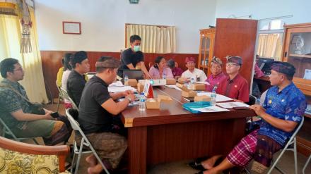Evaluasi Lomba KIPP, Perbekel Desa Gobleg hadiri Rapat di Setda Kabupaten Buleleng